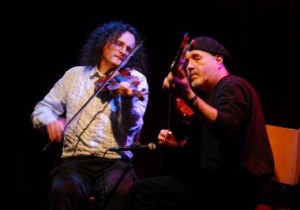 Martin Hayes and guitarist Dennis Cahill