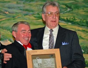 That's the Cavan Society's Tom Farrelly, right, with Tyrone's Joe Trainor.