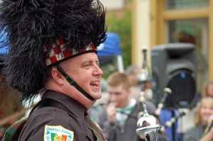 Brian Boru drum major shows off his natty chapeau.